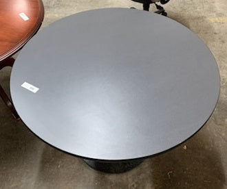 Heavy Duty Round Table