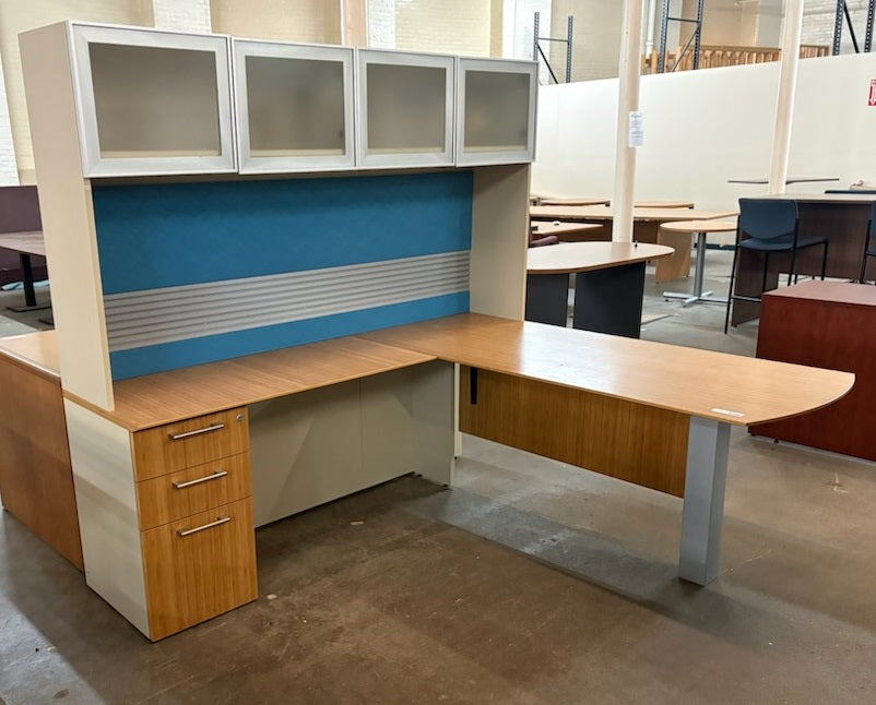 Global L-Shape w/ Hutch